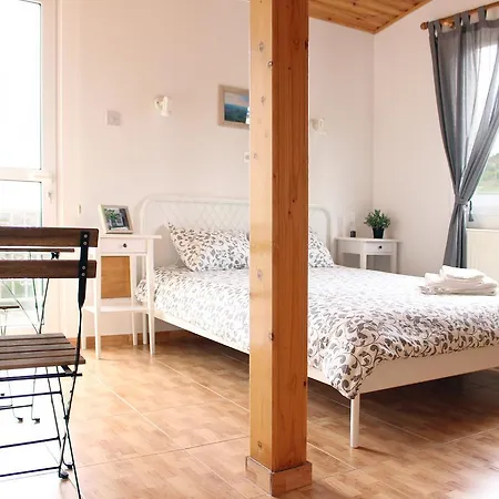 Mayzus Apartament *